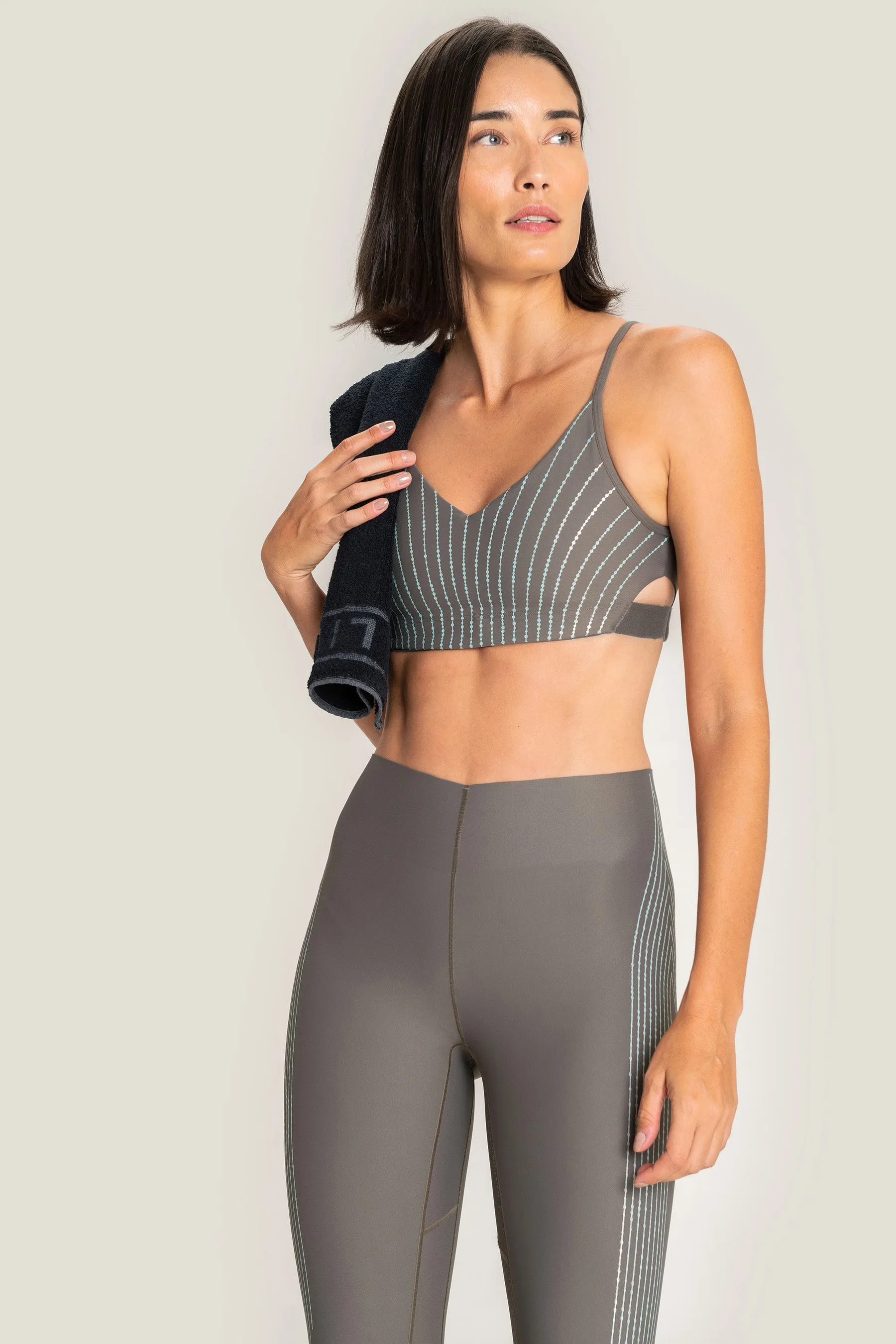 Cyber Dots Mid Sports Bra