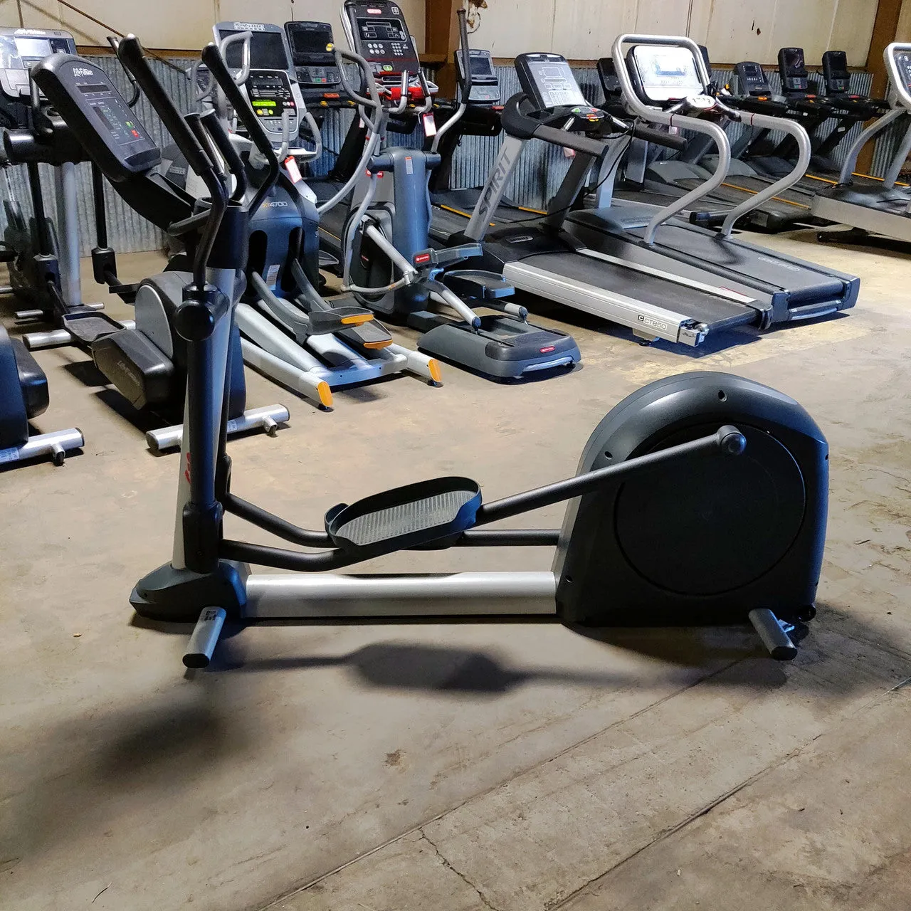 Life Fitness Elliptical Activate Series