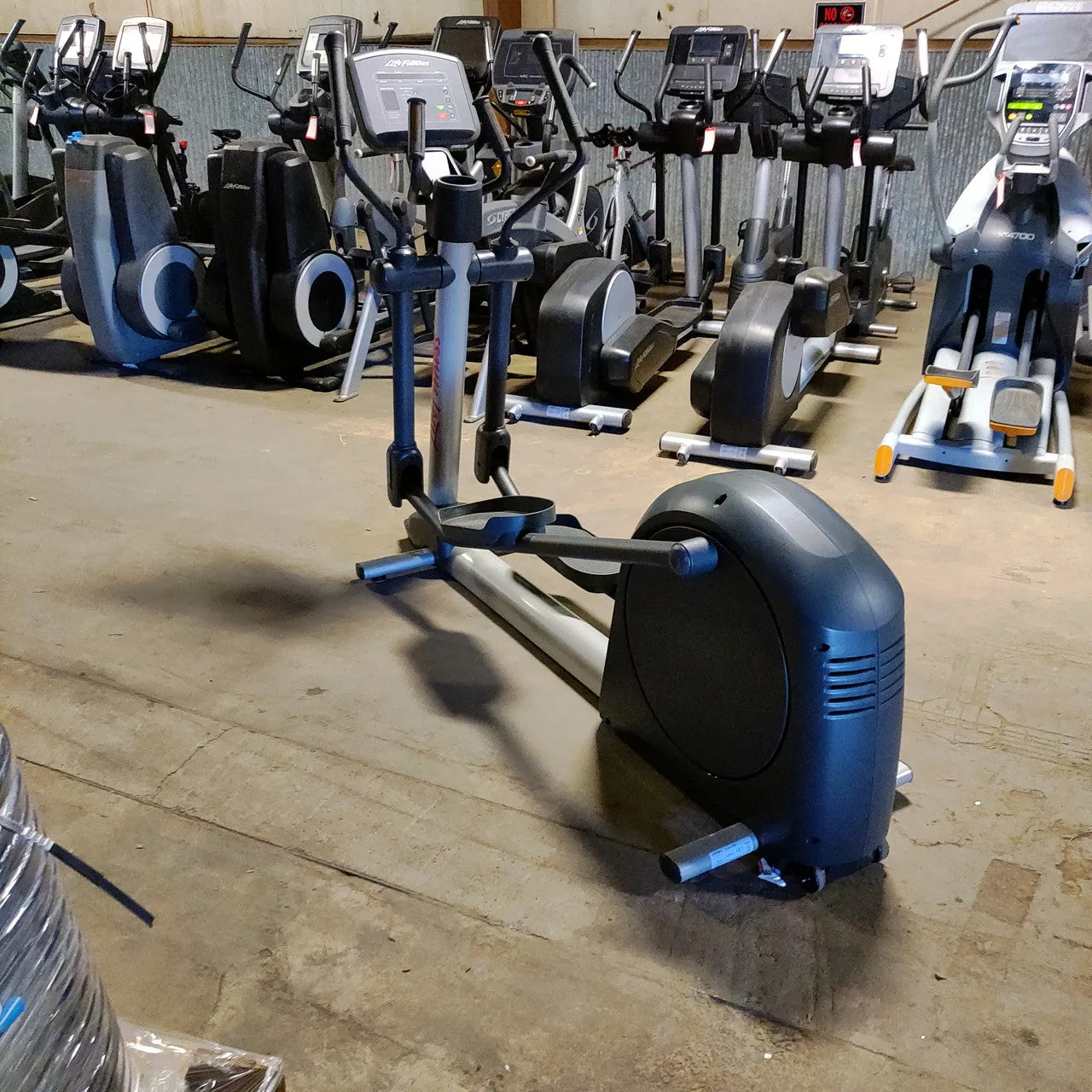 Life Fitness Elliptical Activate Series