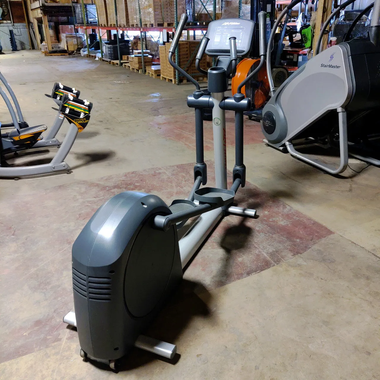 Life Fitness Elliptical Activate Series