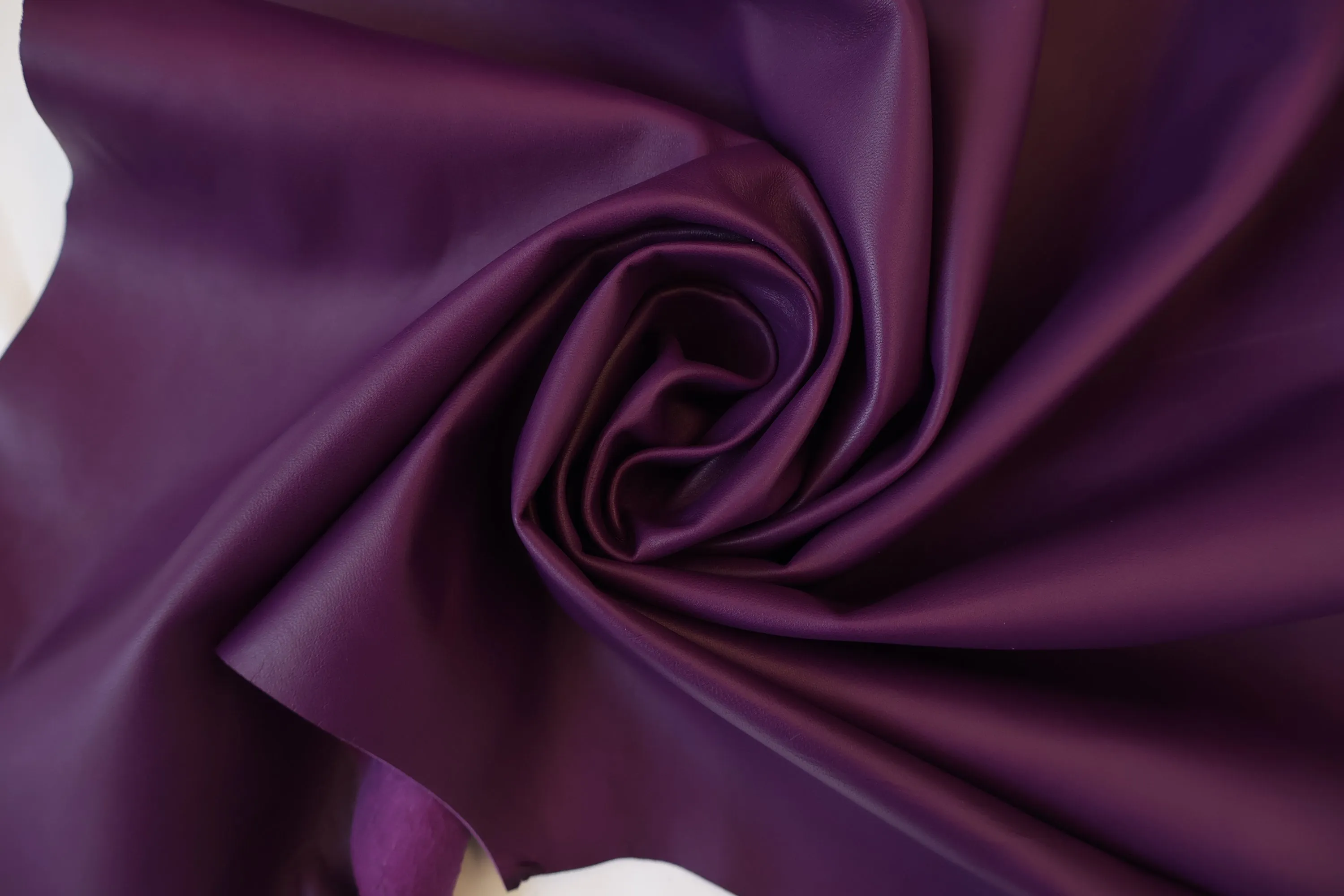 Sheep genuine leather color purple, lambskin nappa leather hide for crafts, thick. 1,0mm (2 1/2oz)