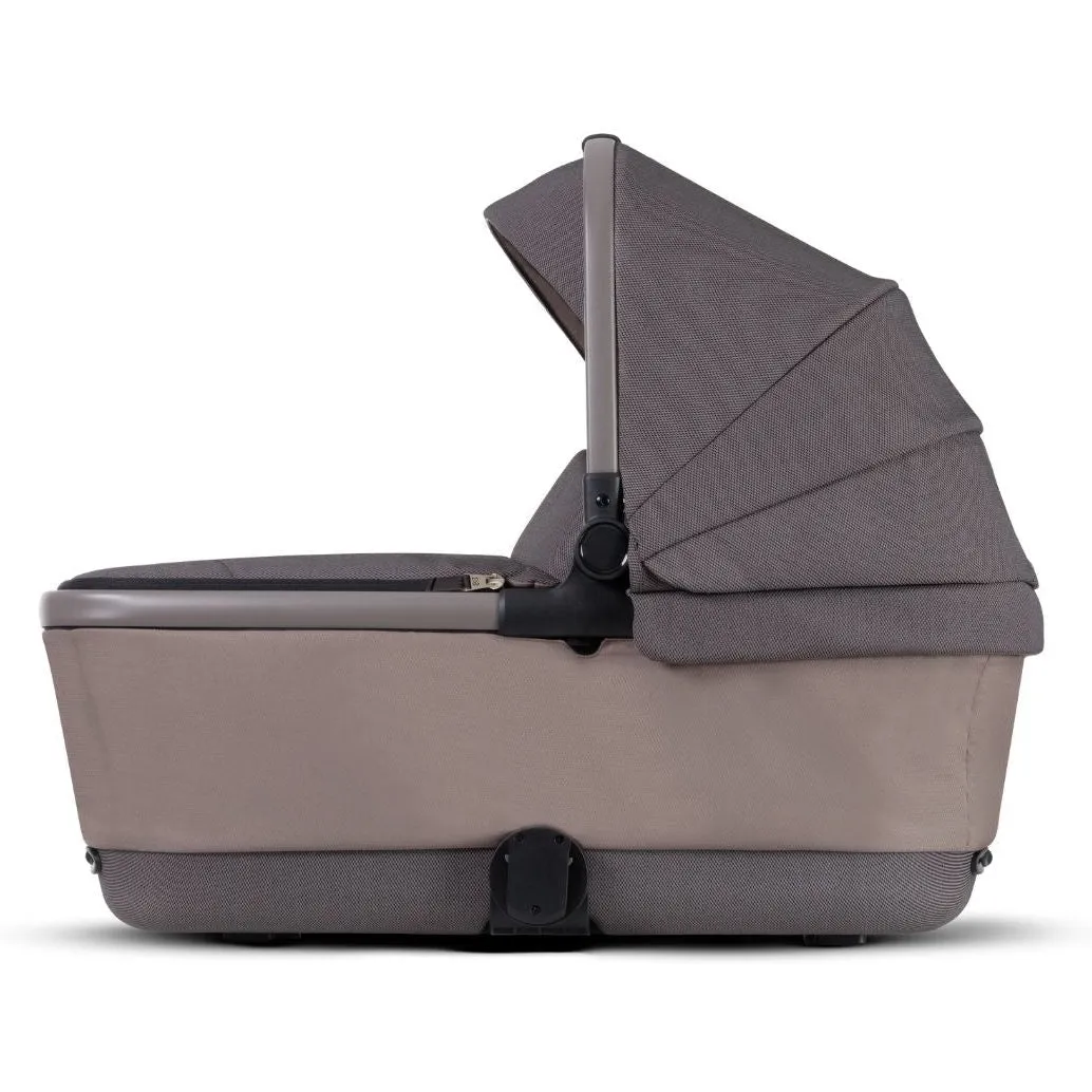 Silver Cross Reef First Bed Folding Bassinet