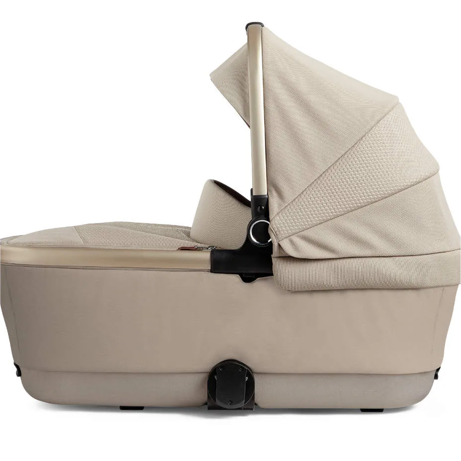 Silver Cross Reef First Bed Folding Bassinet