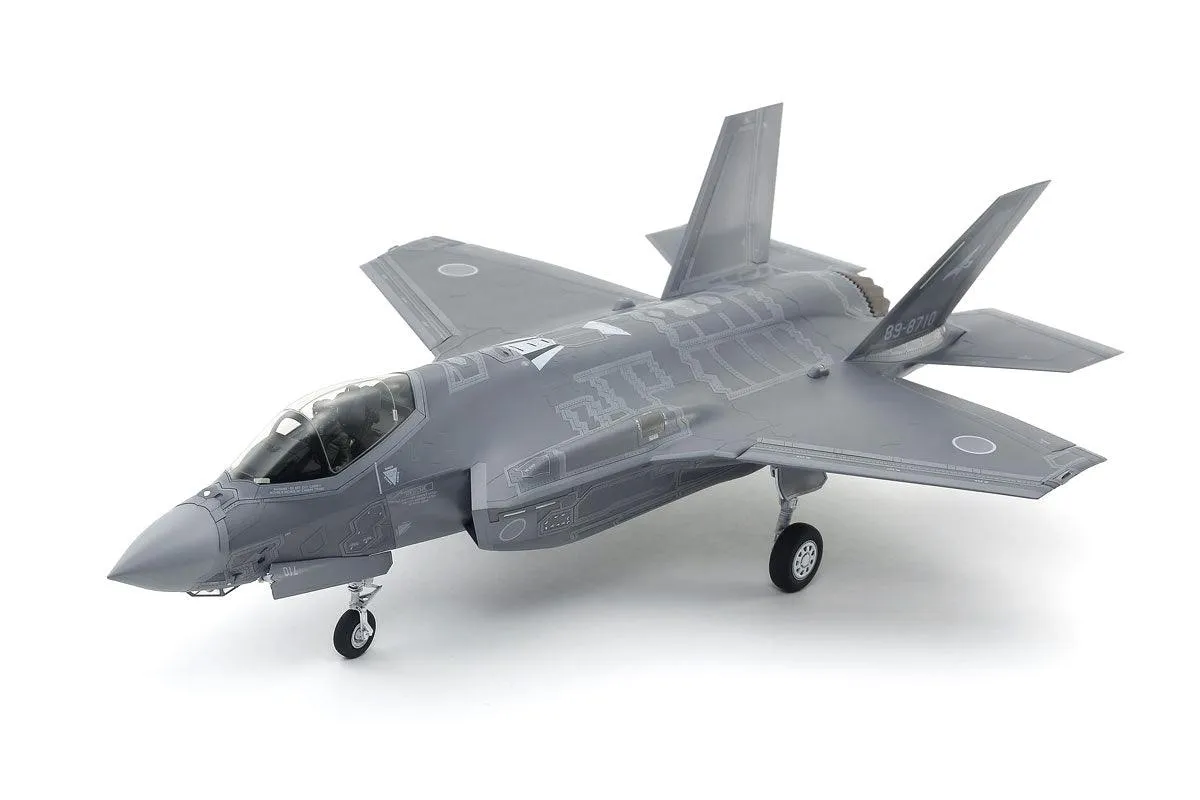 Tamiya 61124 Lockheed Martin F-35A Lightning II 1/48 Model Kit