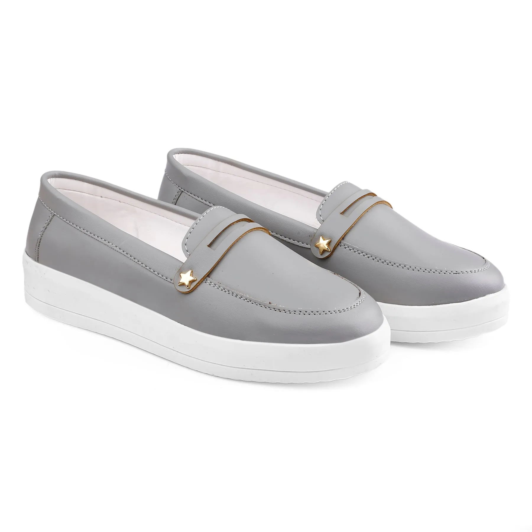 Ultra Comfortable and Trendiest Women Loafers