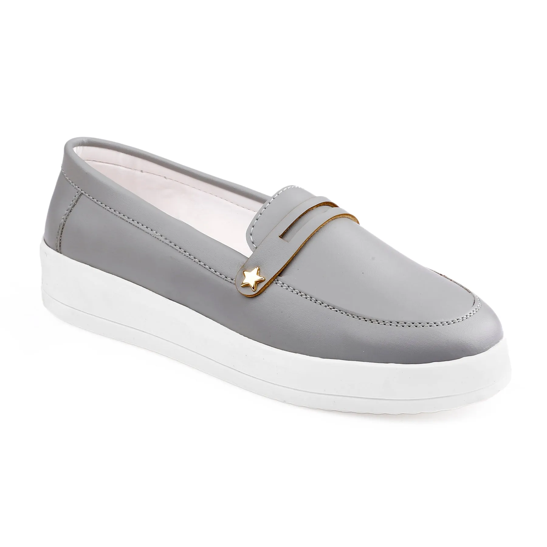 Ultra Comfortable and Trendiest Women Loafers