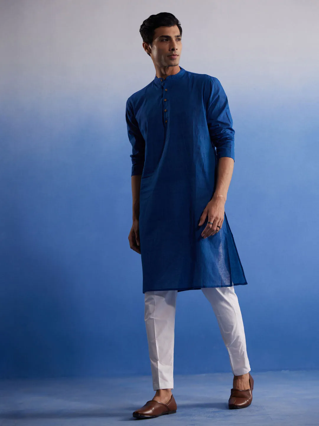 VASTRAMAY Blue Handloom Cotton Kurta Pyjama