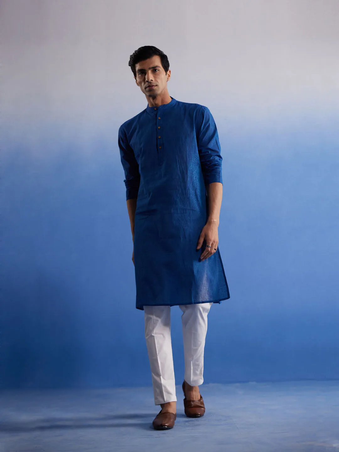 VASTRAMAY Blue Handloom Cotton Kurta Pyjama