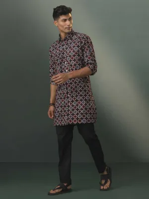 VASTRAMAY Men's Black Ajrakh Printed Kurta Set