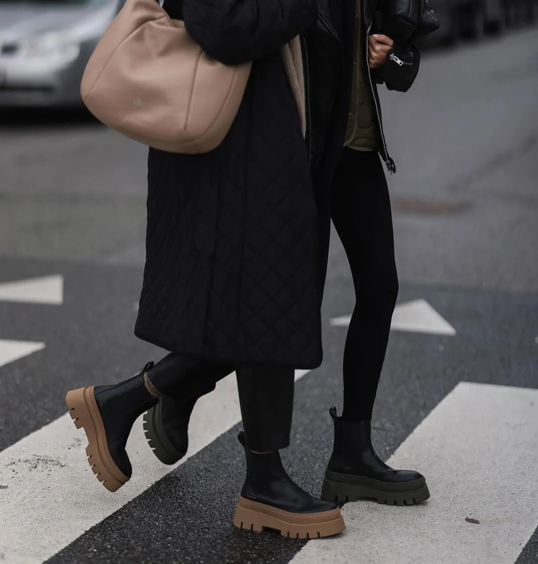 Vitello Black Green Chelsea Boots