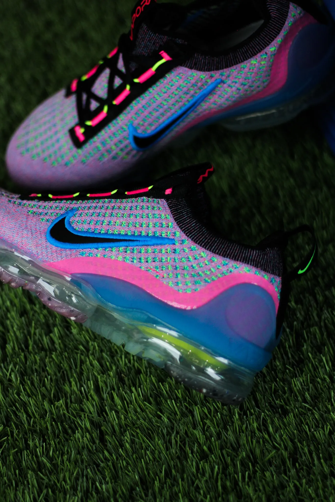 W AIR VAPORMAX 2021 FK NN "PINK BLAST"