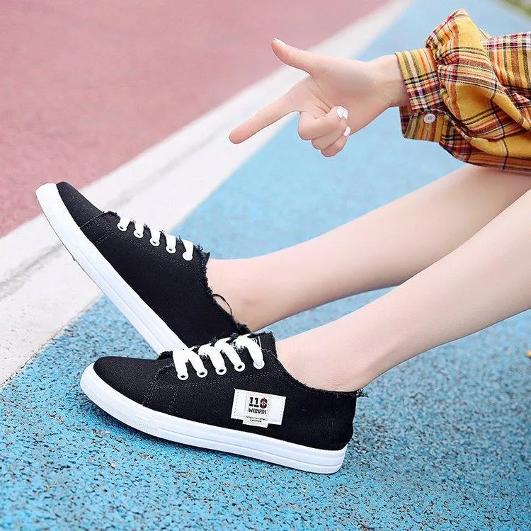 Women ins canvas trend shoes